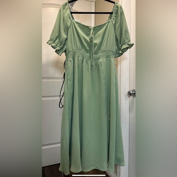 BloomChic Plus Size 3XL Boho gathered slit Midi Dress us22-24 - Picture 2 of 4